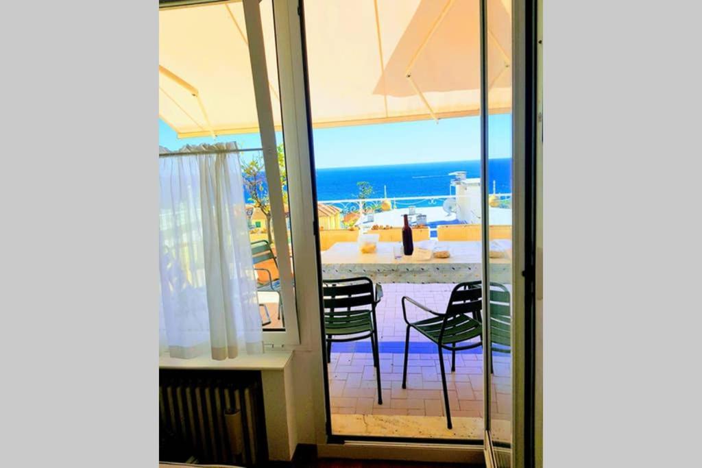 Attico sul mare a Sanremo Apartment Exterior foto